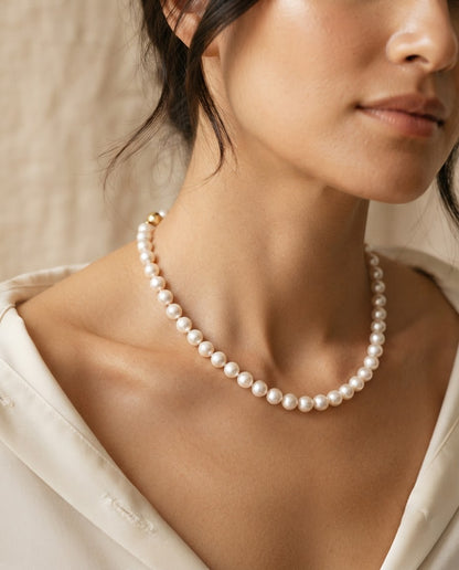 Luna Pearl Necklace